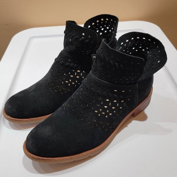 Söfft Brinkley Laser Cut Leather Bootie, BLACK SUEDE, Size 8.5M, NWT - Picture 1 of 16